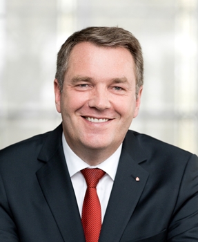 Dr. Rüdiger Linnebank, Vorstandsvorsitzender der Sparkasse Vorderpfalz: 