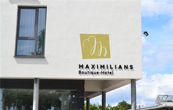 Das Hotel „Maximilians“ hat im Frühjahr in Landau eröffnet. Oberbürgermeister Hirsch nutze das Pressegespräch auch, um über das Thema „Tourismus- und Gästebeiträge“ zu sprechen. Der Stadtvorstand hat eine mögliche Einführung prüfen lassen, sich dann aber dagegen entschieden.