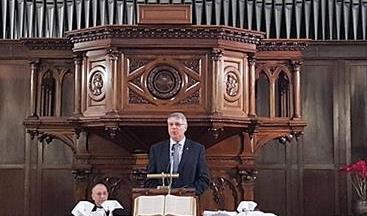 Anlässlich des Empfangs in der Waldenser Kirche hielt Kirchenpräsident Christian Schad ein Grußwort.